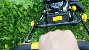 Демонстрация работы газонокосилки GLM-75 Huter