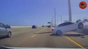 Жуткие аварии снятые на камеру. ч.2