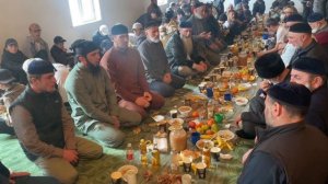 Назму Султан Андийский на зиярате Шейха Умар-Хаджи Андийского