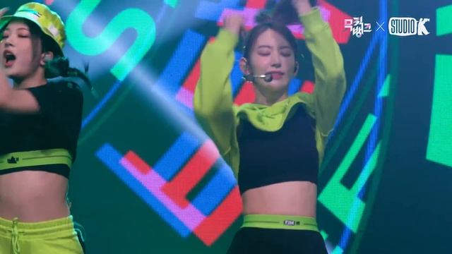 [얼빡직캠 4K] 르세라핌 사쿠라 'FEARLESS' (LE SSERAFIM SAKURA Facecam) @뮤직뱅크(Music Bank) 220603