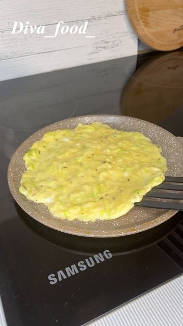 КАБАЧКОВЫЕ РУЛЕТИКИ😋

⠀