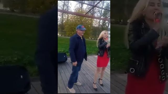бук из бел роз осень 23 смотреть онлайн