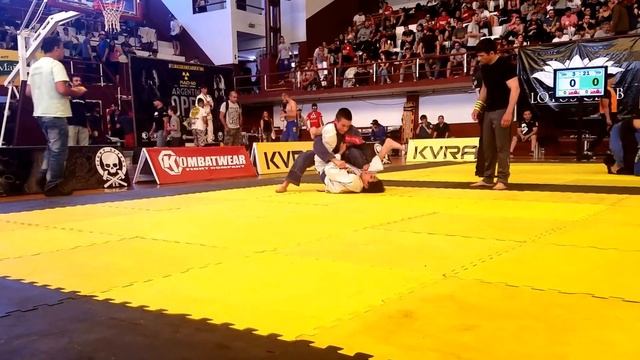 Santiago Guerra - GFTeam BJJ - OPEN ARGENTINA 2017 смотреть онлайн