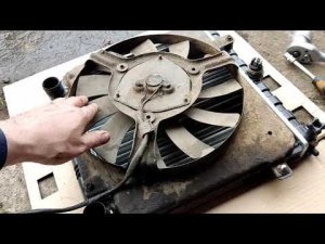 Ока . Замена радиатора охлаждения двигателя .