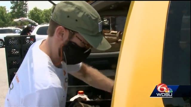 Second Harvest Food Bank hosts emergency food distribution смотреть онлайн