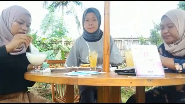 VLOG #02 LESEHAN TROPICAL смотреть онлайн