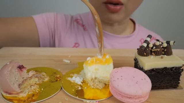 ASMR MINI CAKES And Soft Crunch Macaron NO Talking Eating Sounds | N.E Let's Eat