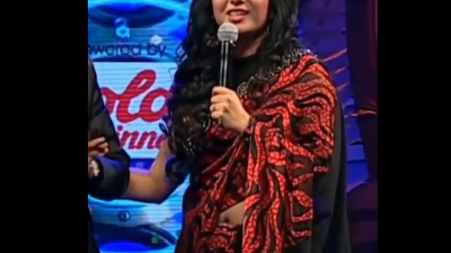 Vijay TV anchor Priyanka navel hot | sexy navel priyanka смотреть онлайн
