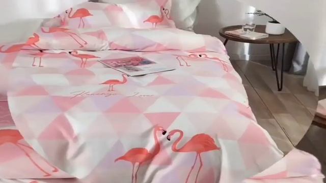 Mency Pink Flamingo смотреть онлайн