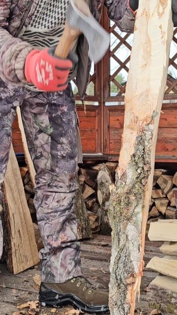 Топорик "Рославь 5" на протеске комеля. смотреть онлайн