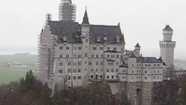 Замок Нойшванштайн смотреть онлайн