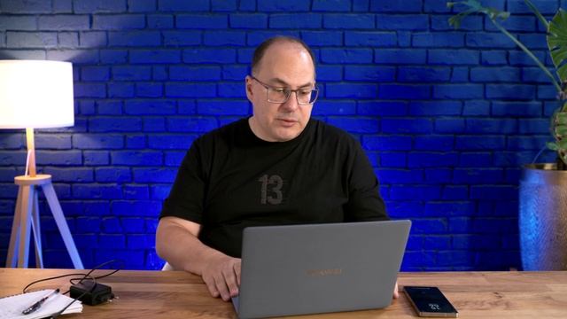 Некачественные зарядки. Взрывы, пожары и другие неприятности смотреть онлайн