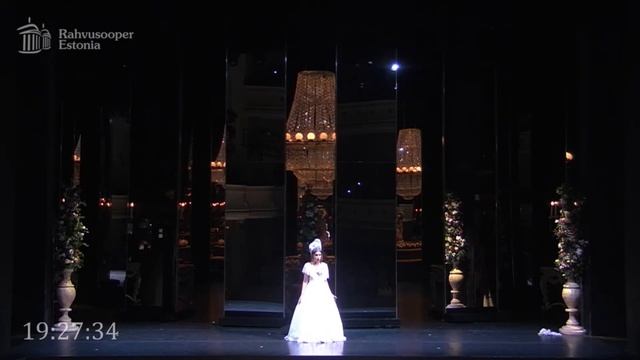 Elena Brazhnyk "La Traviata" E strano смотреть онлайн
