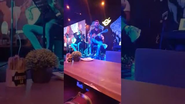 Sezen Aksu I Geçer cover смотреть онлайн