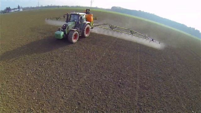 Fendt 413 / Amazone UF 1500 2014 [Phantom]