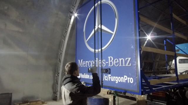 СТРОИМ ФУРГОН СВОИМИ РУКАМИ Серия #4 (Фурнитура, сборка ворот и фургона) #diy #своимируками