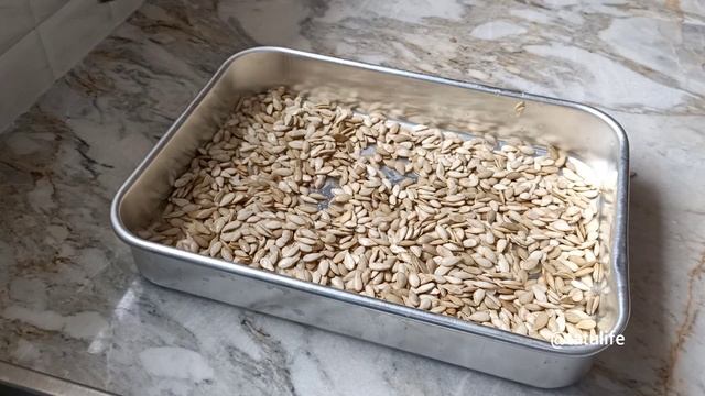 NAMNA YA KUANDAA MBEGU ZA MABOGA (PREPATION OF PUMPKIN SEEDS) смотреть онлайн