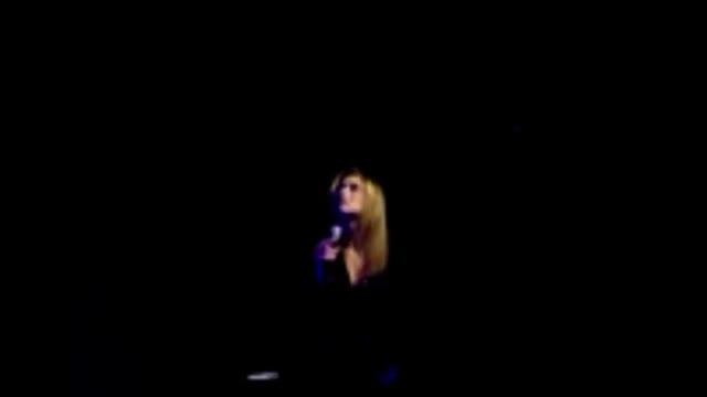 LARA FABIAN performing “Calling you” l En Toute Intimité Tour (2002) l RARE смотреть онлайн
