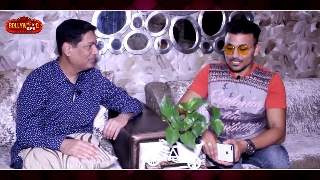 WAR REVIEW By Trade Expert Taran Adarsh | Blockbuster | Hrithik Roshan, Tiger Shroff