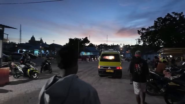 TRIP PAPUA - Ep.17 Mencoba Wifi di Kapal, Berapa Tarifnya? KM Leuser Masuk Kota Tual #5 смотреть онлайн