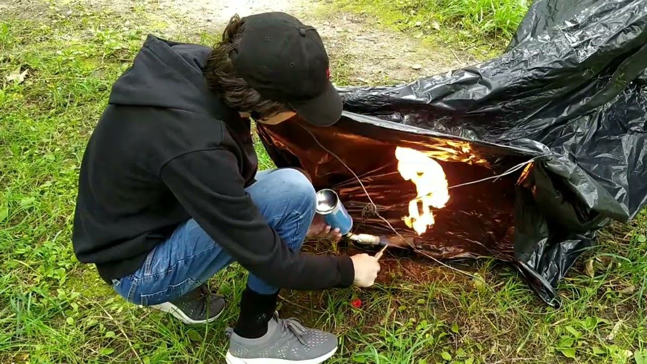 Воздушный шар из мусорных пакетов. Самодельный воздушный шар. смотреть онлайн