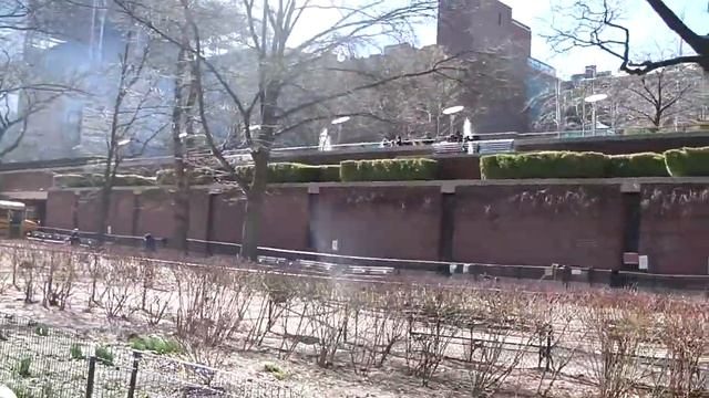 64 Америка Парк Рузвельта на Манхеттене смотреть онлайн