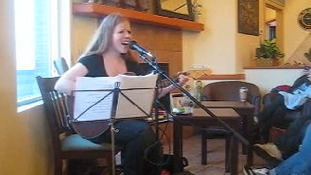 Smelly Cat - Phoebe Buffay - Vanessa Mastin - May 8th, 2010 смотреть онлайн