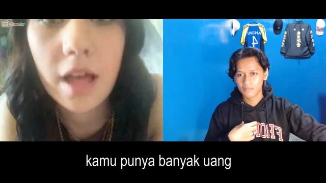 SHES FLASH ME ON OMEGLE