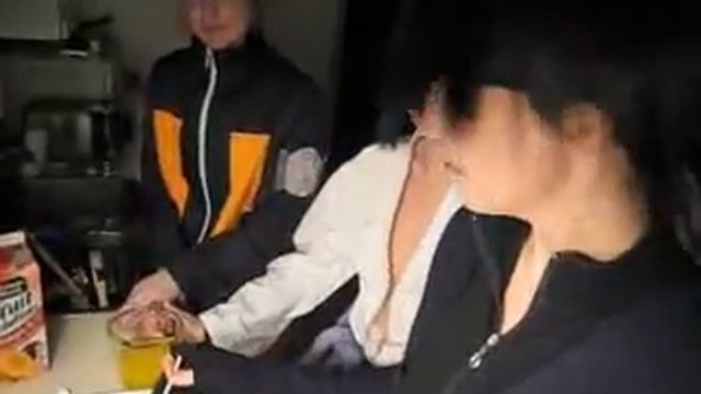 Sasuke Sai and Naruto make a Jello смотреть онлайн