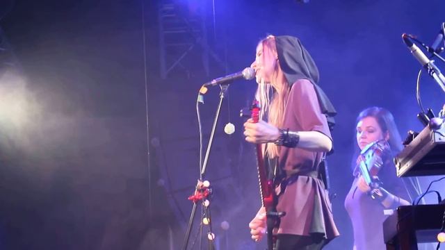 Немного Нервно - Белым Белым