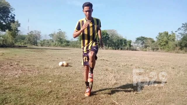 Cara agar Tendangan Keras & membesarkan Otot Paha dengan Karet Ban Bekas untuk sepak bola & futsal смотреть онлайн