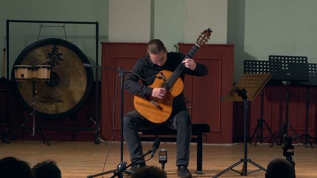 Gábor Hart plays Billy Joel: And so it Goes, arranged by Tommy Emmanuel, on classical guitar смотреть онлайн