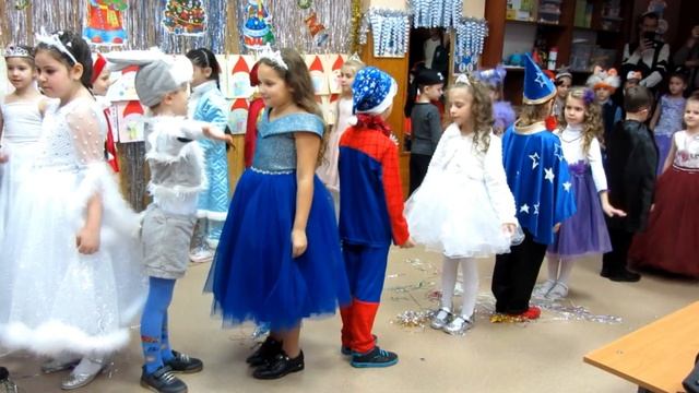 НОВОРІЧНЕ СВЯТО у 1 - Б класі м.Одеса ОНВК №67 2019г. смотреть онлайн