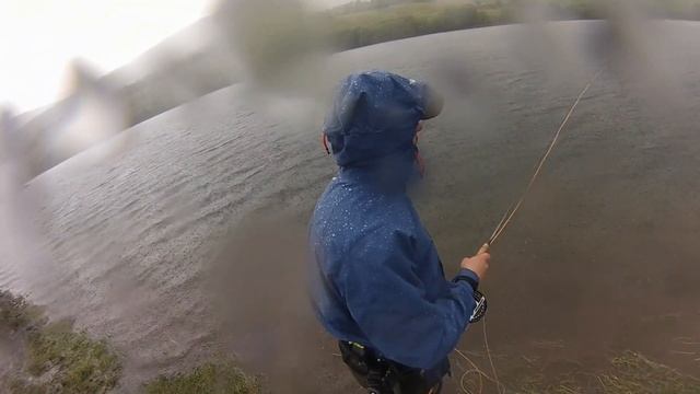 Loop Lainio Wading Jacket - Proper product testing! смотреть онлайн