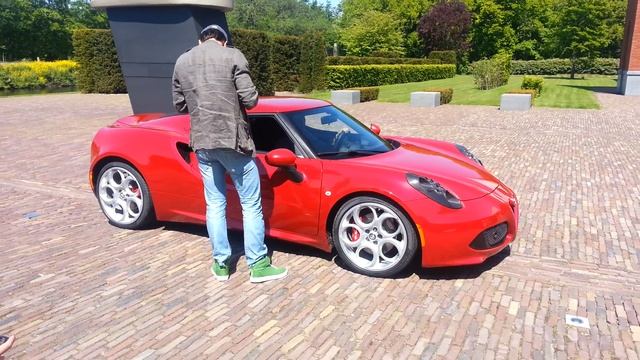 First alfa romeo 4c in nl смотреть онлайн