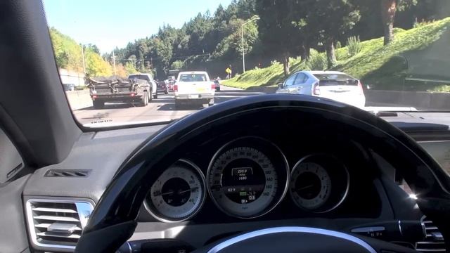 2014 Mercedes-Benz E Class Distronic Plus Demonstration смотреть онлайн