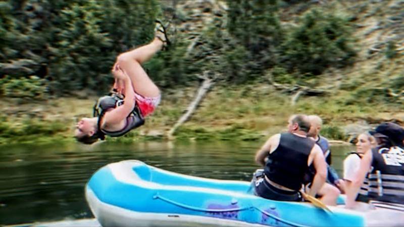 Смешные и неожиданные жизненные неудачи Попробуй не смеяться смотреть онлайн