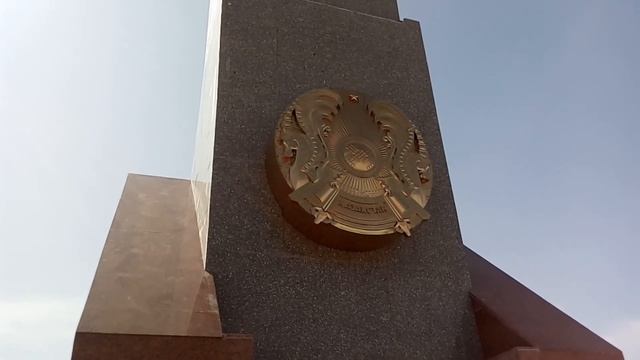 Казахстан; Уральск; новая площадь. смотреть онлайн