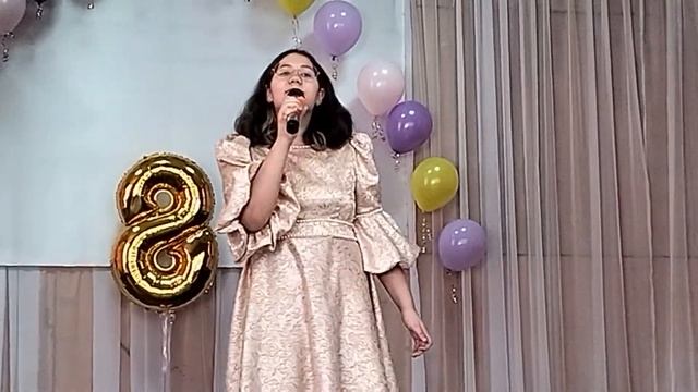 ПРАЗДНИЧНЫЙ КОНЦЕРТ "ДЕНЬ, ПАХНУЩИЙ МИМОЗОЙ" смотреть онлайн