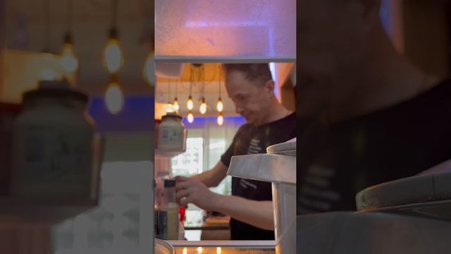 Ложусь спать принимаю решение о разработке сайта. утром бегу делать биржу. смотреть онлайн