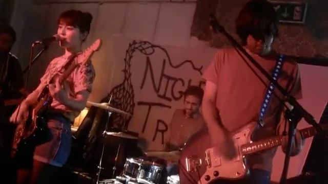 Bloomer - Heartbeat (Live @ The George Tavern, London, 24/08/13) смотреть онлайн