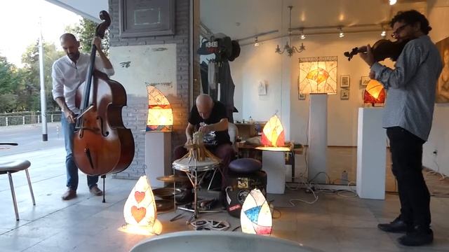 Space trio /Космическо трио - звуци от космоса 5; перкусии - Георги Ангелов смотреть онлайн