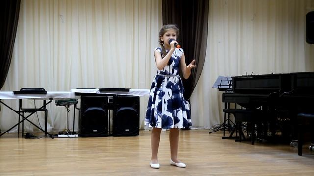Зыкова Камила. 12 лет. ДМШ №1 г. Кропоткин. Муз. А.Ермолова, сл. М.Загота 