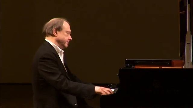 Hamelin plays Hamelin - Paganini Variations смотреть онлайн