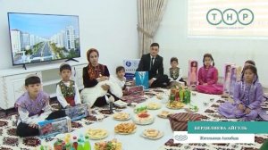 В Туркменистане многодетные семьи получили новые квартиры по случаю Международного женского дня