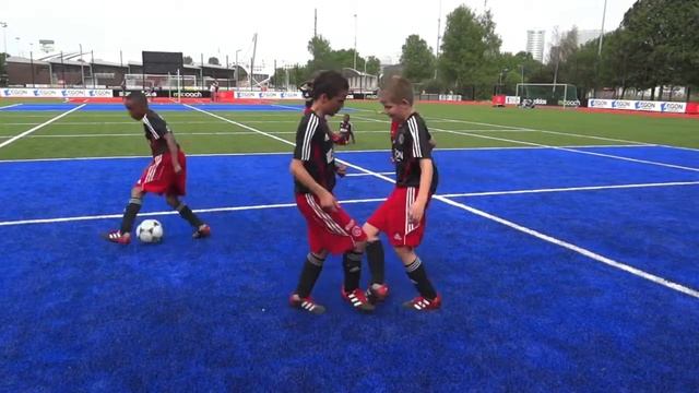 AJAX Salsa Outdoor O.l.v Ronald Joorse