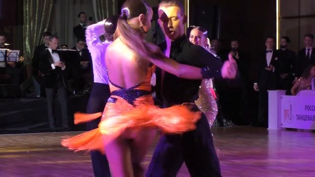 Gonchar Anastasia - Logvinov Daniil Rumba \ Crystal Ball 2020 смотреть онлайн