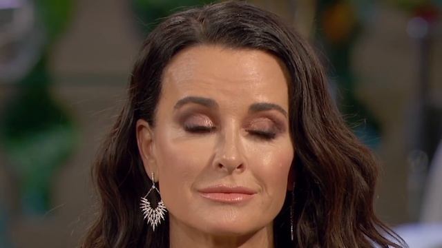 Next On #RHOBH: Reunion Part III (Season 8, Episode 21) | Bravo смотреть онлайн