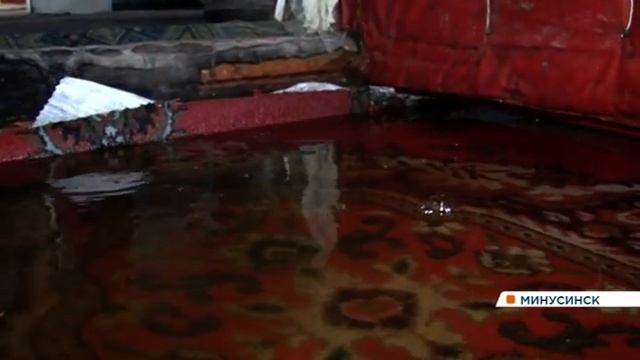 В дома подтопленцев в Минусинске снова пошла вода смотреть онлайн