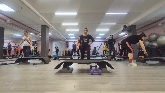 СИЛОВАЯ ТРЕНИРОВКА ЦЕЛОЕ ЗАНЯТИЕ / SUPER STRONG / ГРУППОВАЯ ТРЕНИРОВКА смотреть онлайн